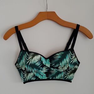 Victoria's Secret PINK Strappy Back Padded Bralette Size XS